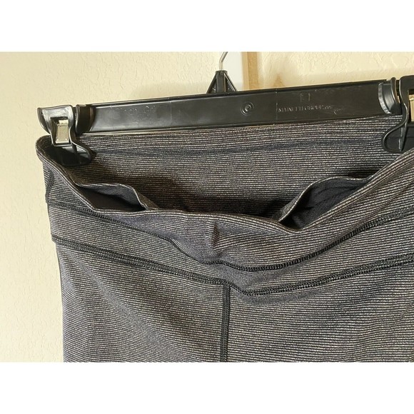 Lululemon‎ Run Pace Tight Heathered Deep Coal back Zipper pocket Leggings sz 4 - Picture 6 of 9